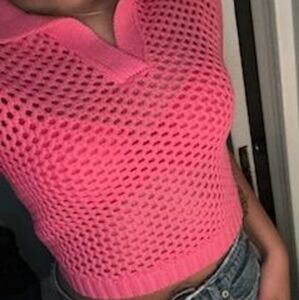 NEW! Pink Knit Short Sleeve Shirt Size M